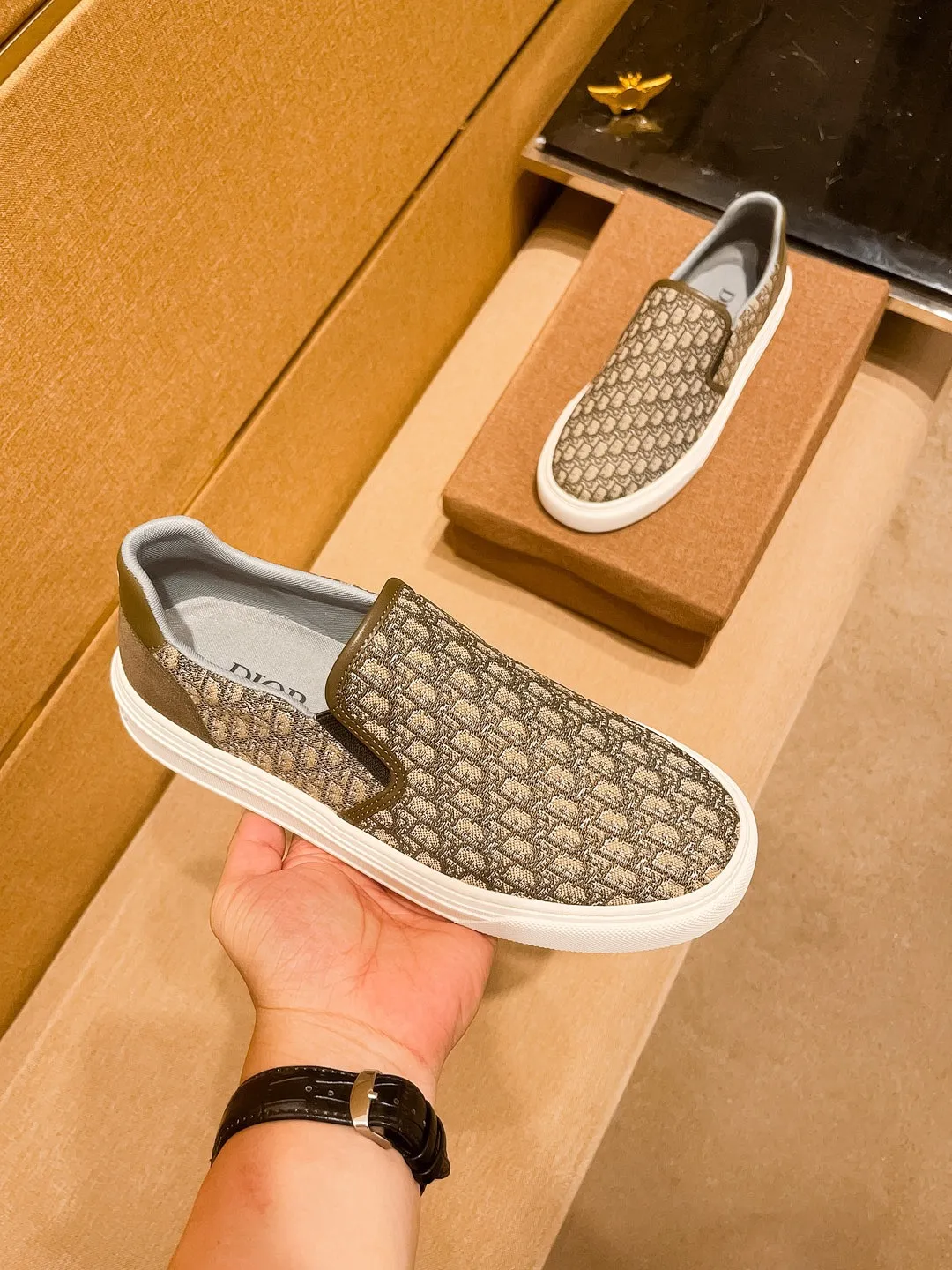 Men's shoes 💰 380💰👍【Dior】🔥🔝High-end brand of men's shoes official website 1:1 latest masterpiece: the upper is made of Italian official website original special technical cloth fabric 🔥original comfortable and breathable lining➕original designated non-slip outsole🔥making walking more convenient and comfortable! An exclusive new model, a stunning work, a beautiful 1:1 replica [color] compared to the official quality! Create a fashionable personality to set off your uniqueness! A must-have for trendy men! 🔥, sizes: 38-44. color:.     Multiple colors available🔥